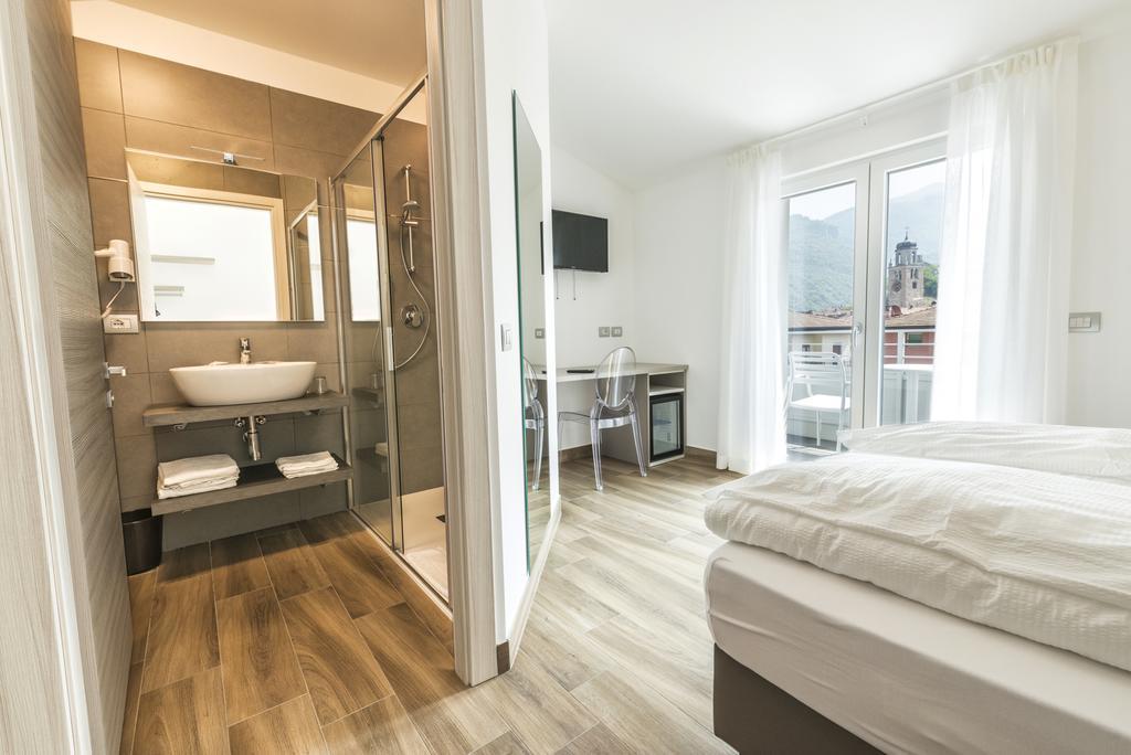 Albergo Garni Francesco Torbole Sul Garda Екстериор снимка